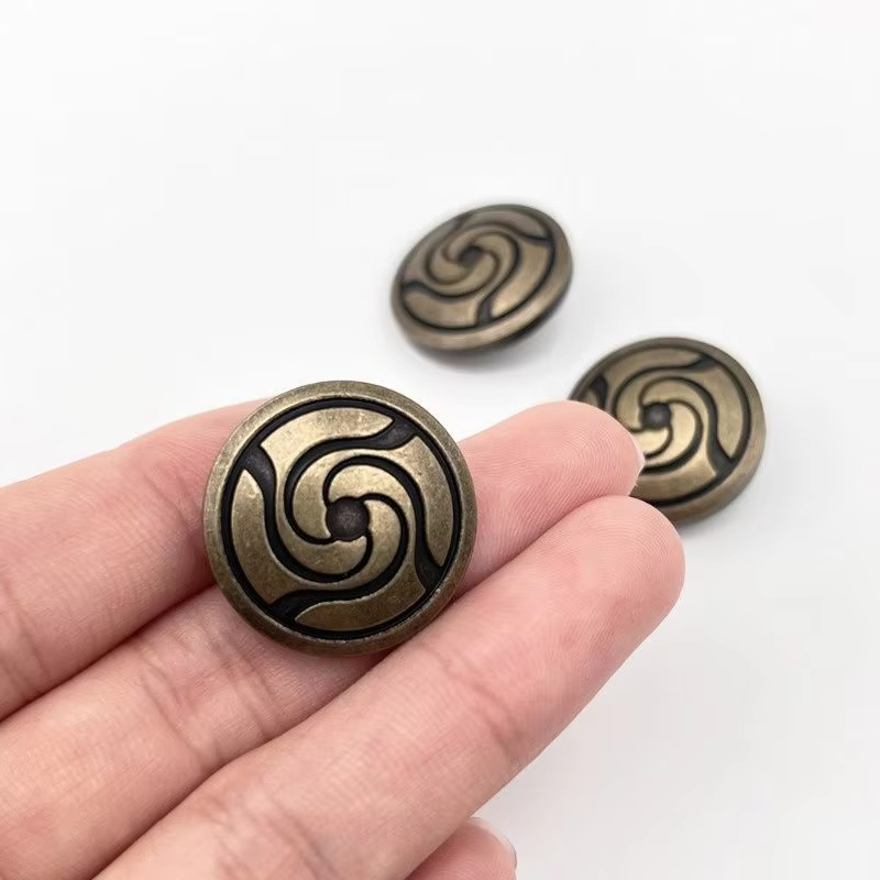 Vintage Collectible Buttons - 1/2/3/4pcs Anime Button Vintage Buttons Backpack