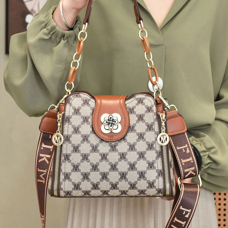 vintage letter printed shoulde - Vintage Zipper review and price