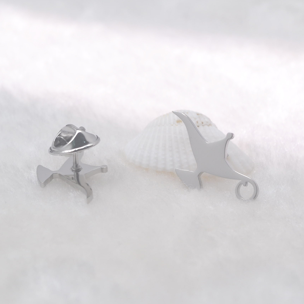 Metal Aladdin Lamp Brooch  Vin - Collectible Vintage Lamps review and price